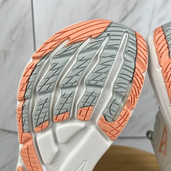 Altra FWD VIA Womens Size 10 Light Gray Running Walk Gym Shoes AL0A85PW224 - Picture 7 of 12